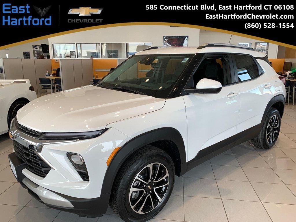 new 2026 Chevrolet TrailBlazer car, priced at $27,925