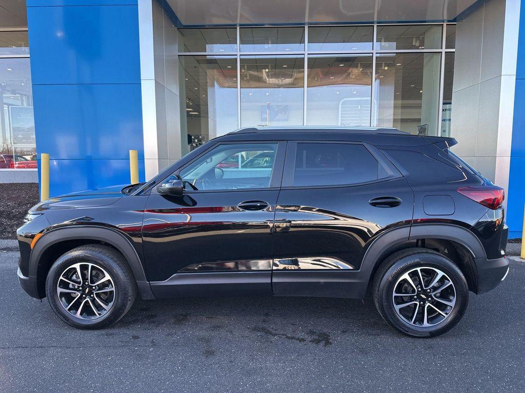 used 2024 Chevrolet TrailBlazer car, priced at $21,736
