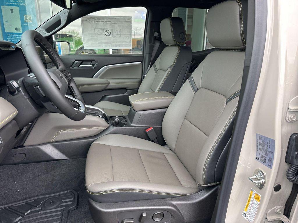 new 2026 Chevrolet Colorado car, priced at $53,734