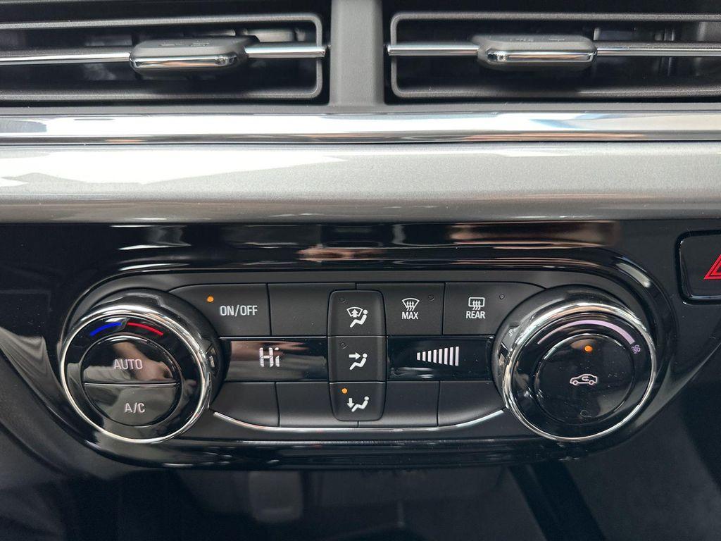 new 2026 Chevrolet Trax car, priced at $22,995