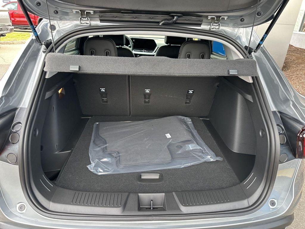 new 2026 Chevrolet Trax car, priced at $22,995