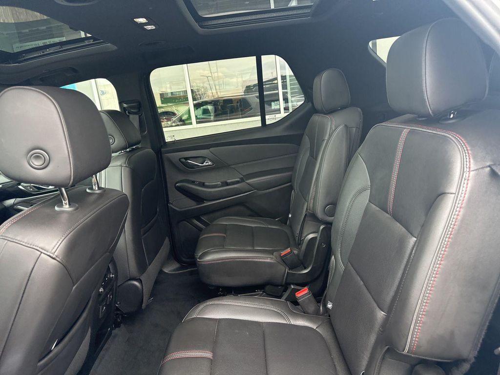 used 2023 Chevrolet Traverse car, priced at $34,819
