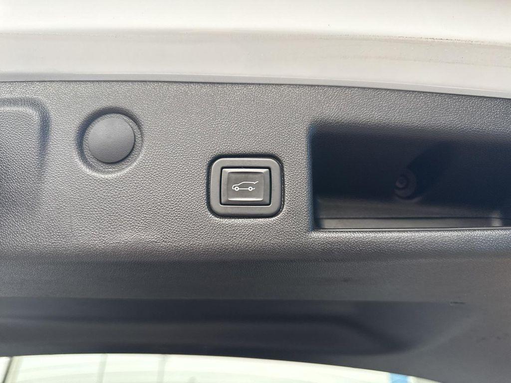 used 2020 Chevrolet Equinox car, priced at $13,980