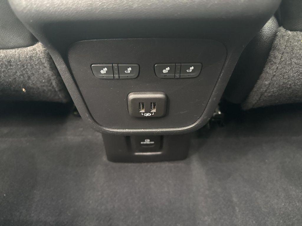 used 2020 Chevrolet Equinox car, priced at $13,980