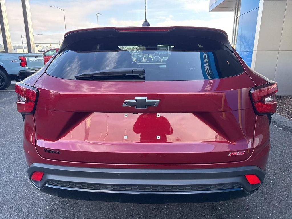 used 2024 Chevrolet Trax car, priced at $16,998