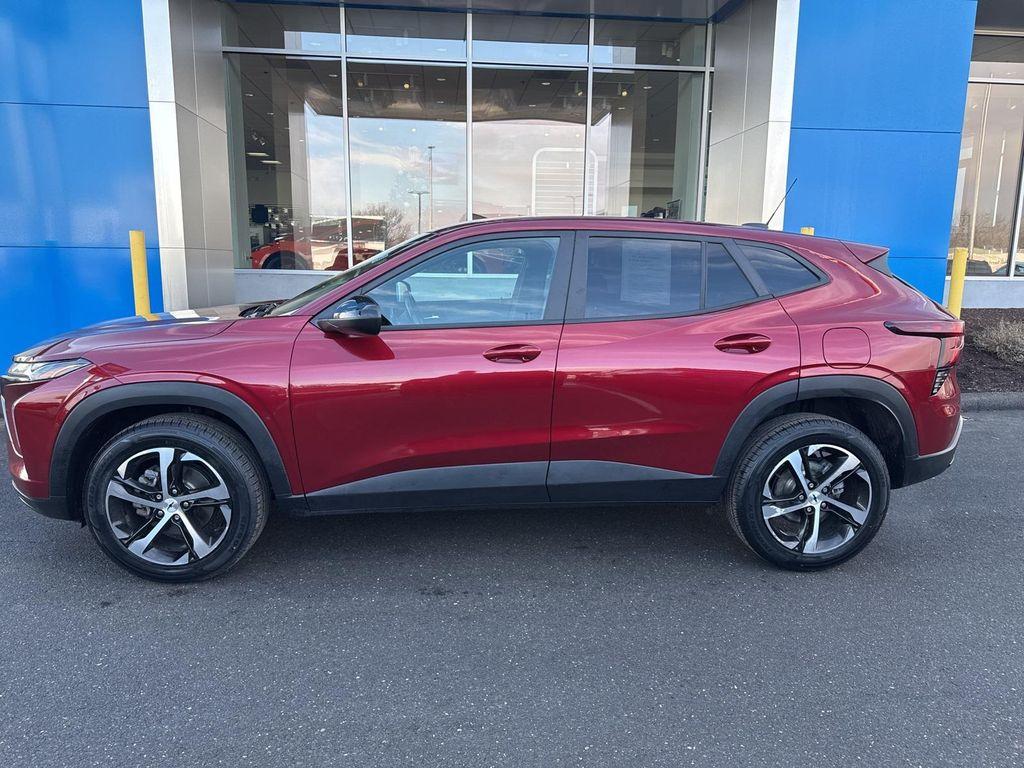 used 2024 Chevrolet Trax car, priced at $16,998
