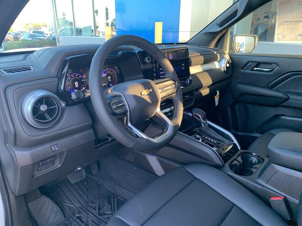 new 2025 Chevrolet Colorado car, priced at $39,985