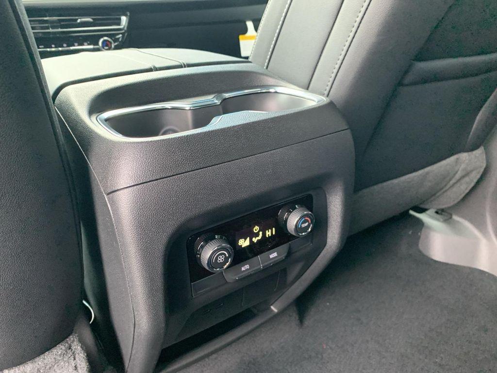 new 2026 Chevrolet Traverse car, priced at $39,695