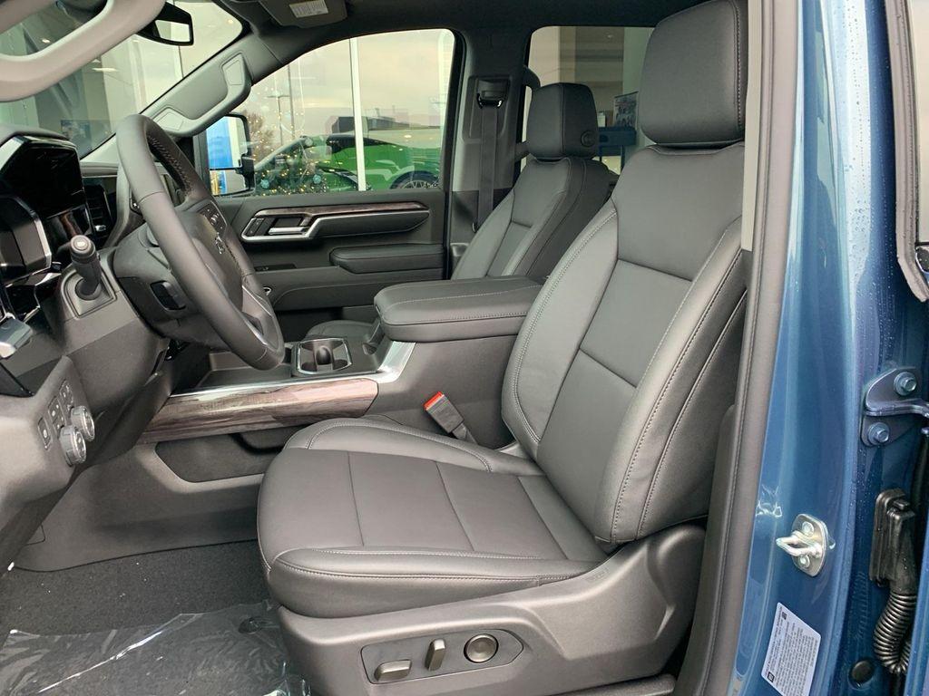 new 2026 Chevrolet Silverado 3500 car, priced at $74,105