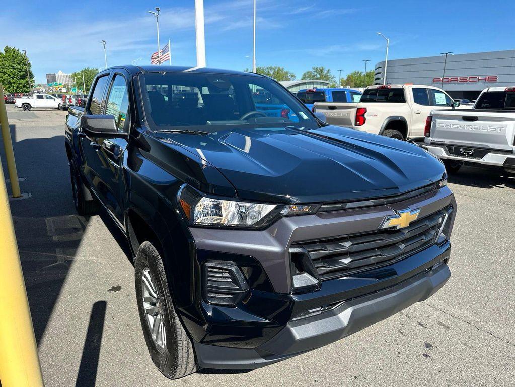 new 2026 Chevrolet Colorado car, priced at $39,294