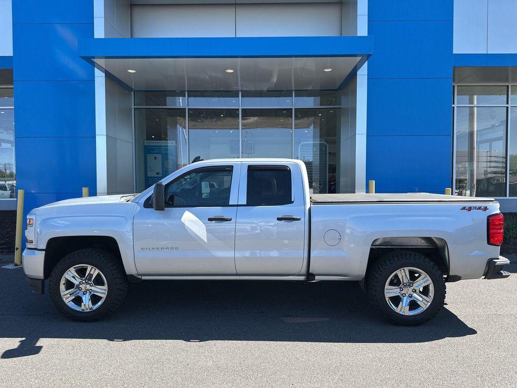 used 2019 Chevrolet Silverado 1500 car, priced at $21,879