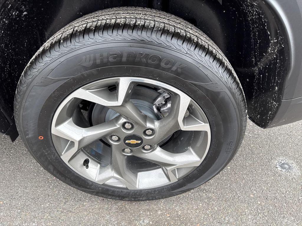 new 2026 Chevrolet Trax car, priced at $24,195