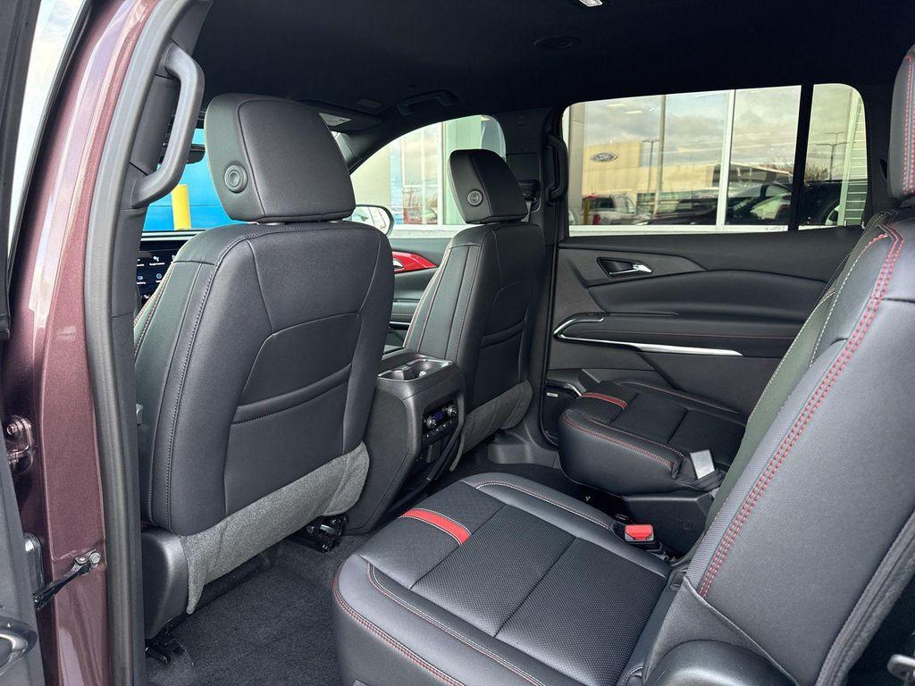 new 2026 Chevrolet Traverse car, priced at $54,995