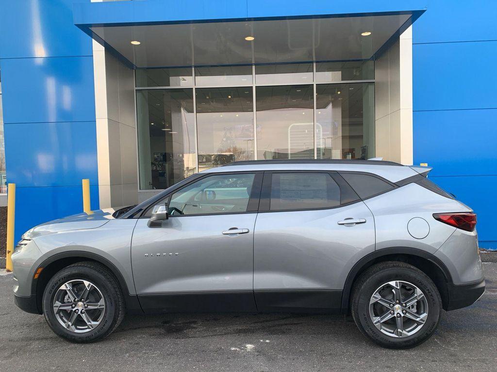 new 2026 Chevrolet Blazer car, priced at $39,570