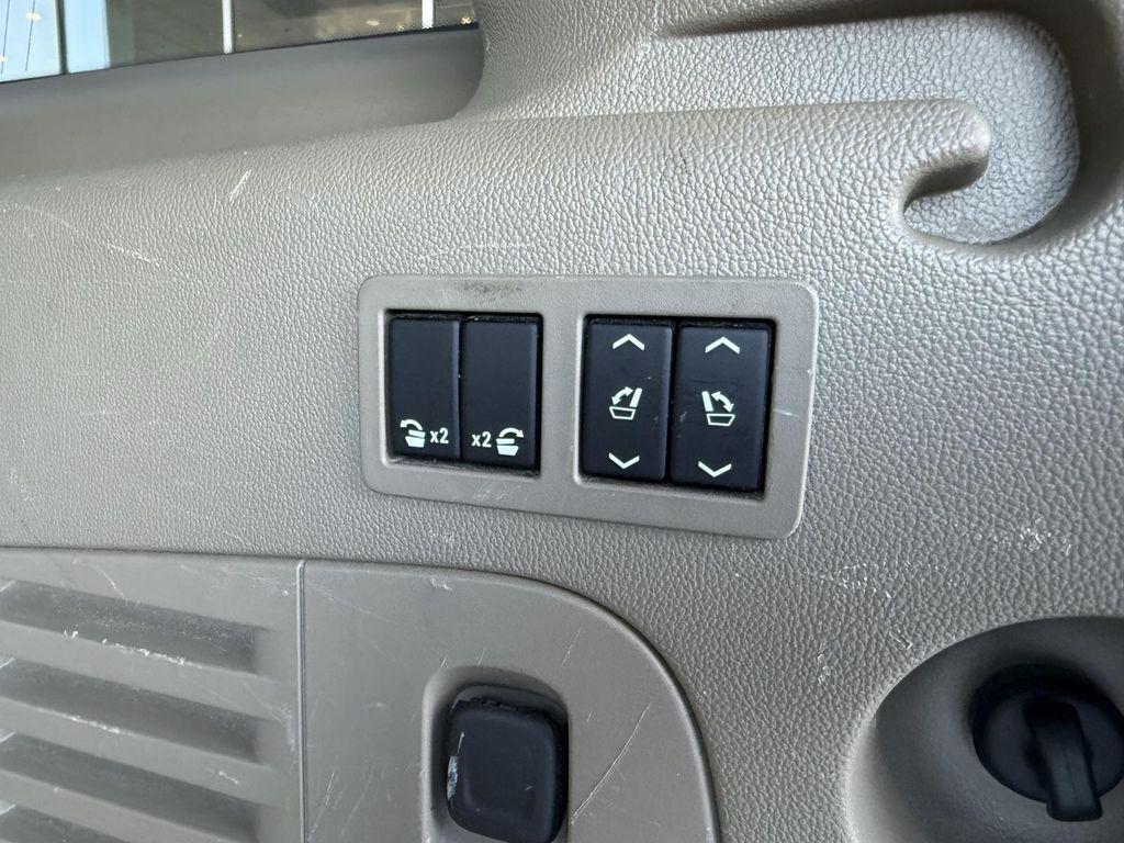 used 2015 Chevrolet Suburban car, priced at $17,980