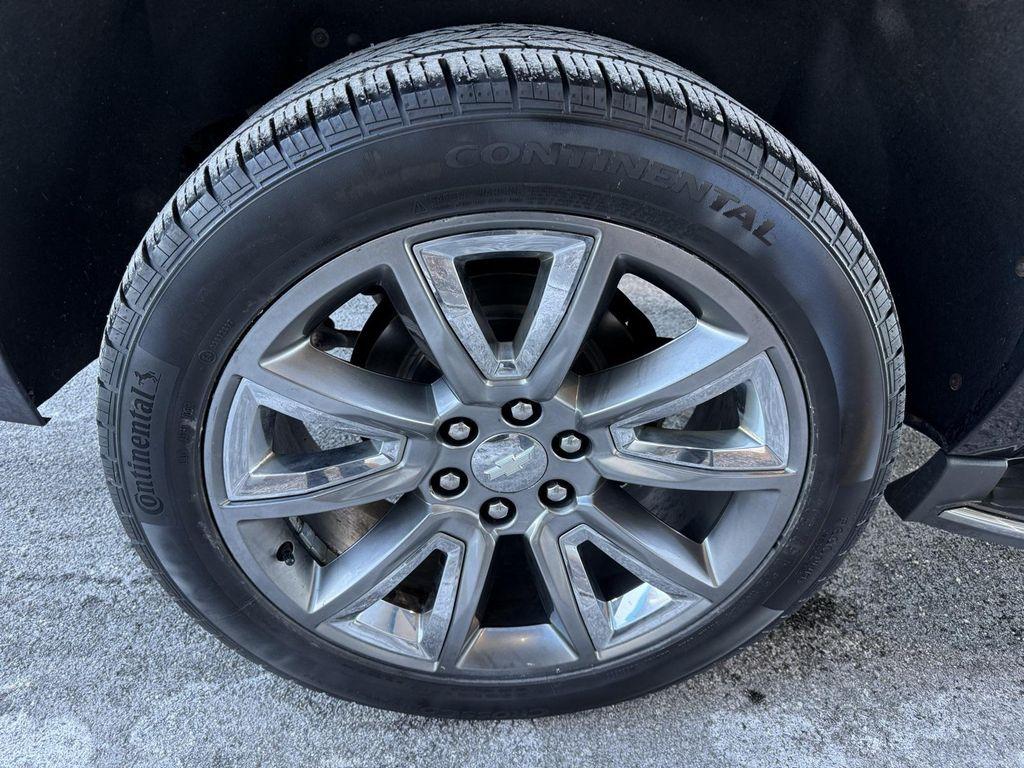 used 2015 Chevrolet Suburban car, priced at $17,980