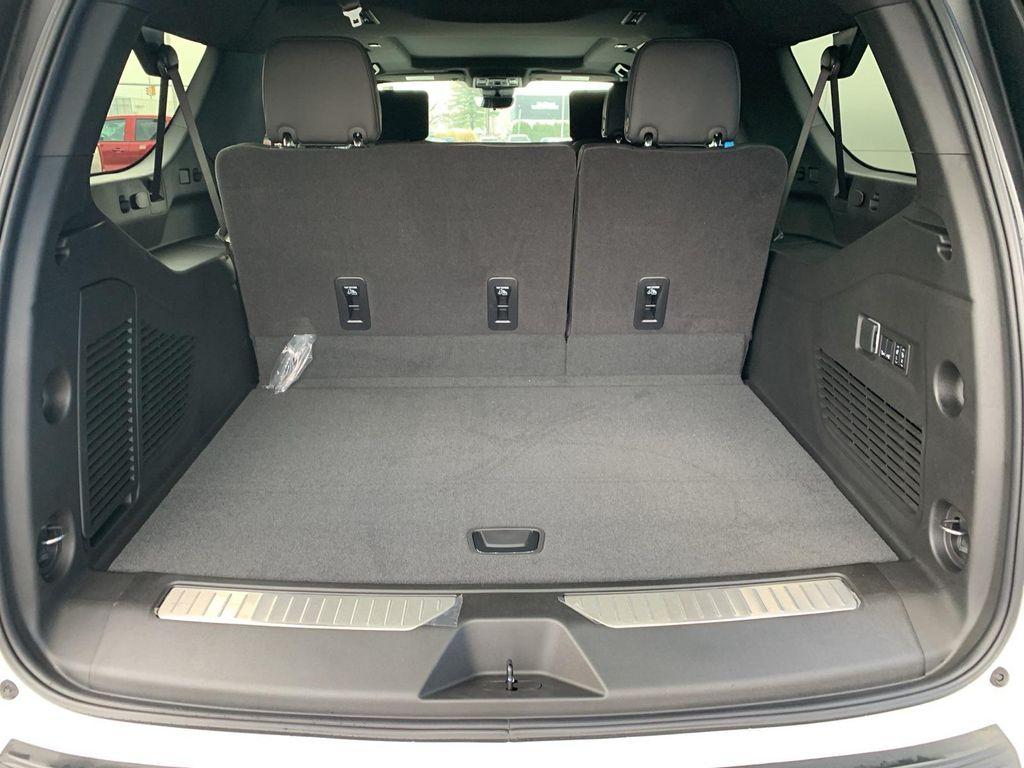 new 2025 Chevrolet Suburban car, priced at $87,145