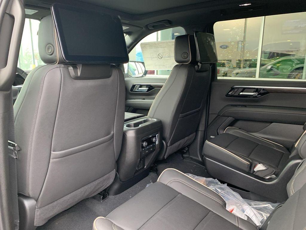 new 2025 Chevrolet Suburban car, priced at $87,145