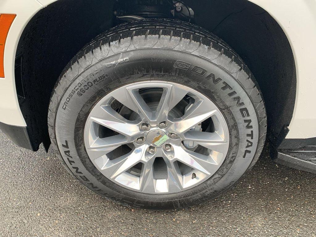 new 2025 Chevrolet Suburban car, priced at $87,145