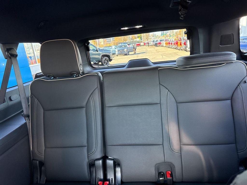 new 2025 Chevrolet Suburban car, priced at $84,150