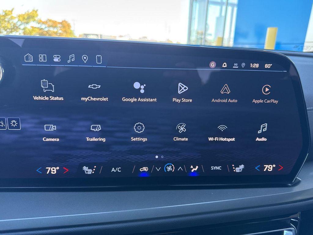 new 2026 Chevrolet Traverse car, priced at $38,815