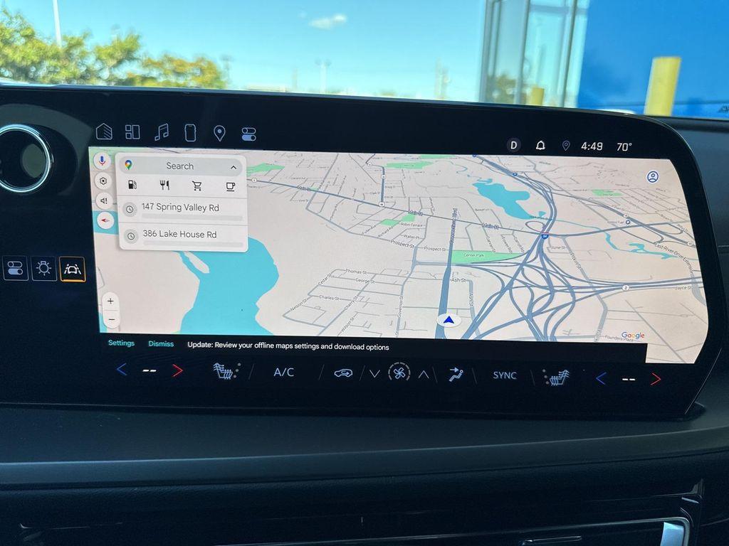 2025 Summit White Chevrolet Traverse