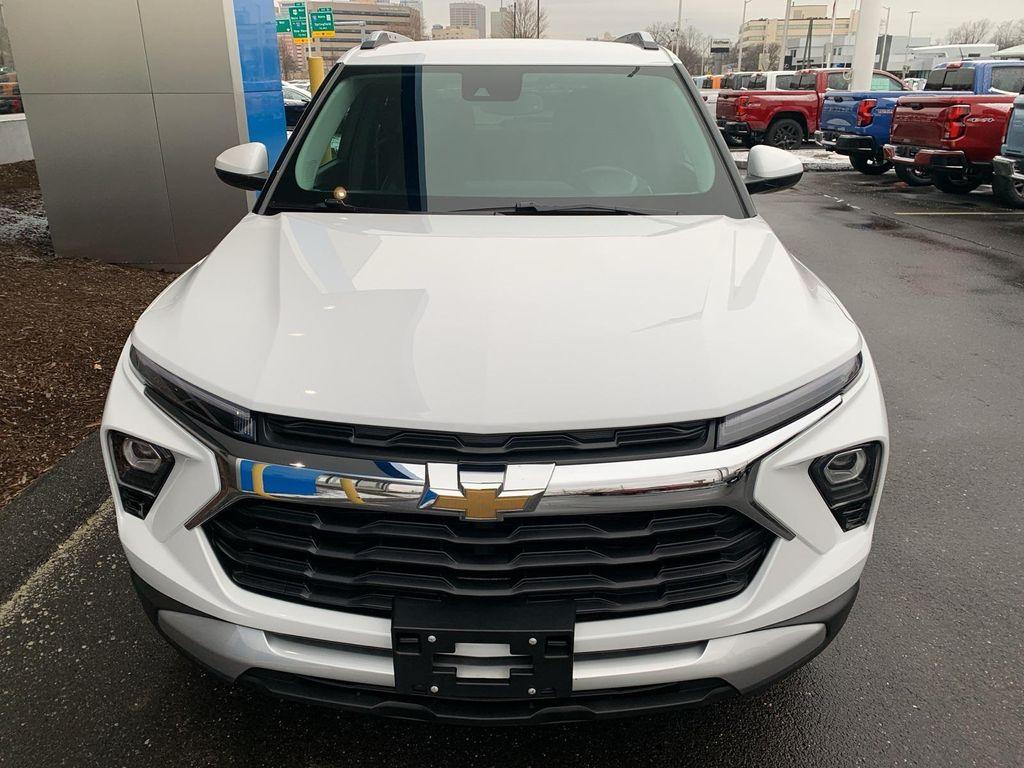 used 2025 Chevrolet TrailBlazer car, priced at $23,980