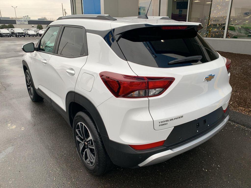 used 2025 Chevrolet TrailBlazer car, priced at $23,980