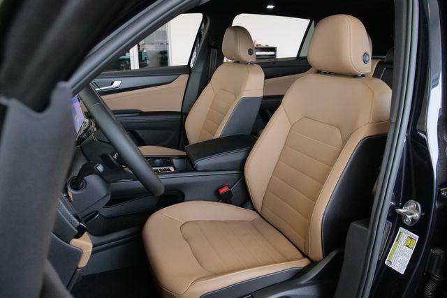 new 2026 Volkswagen Atlas Cross Sport car, priced at $49,535