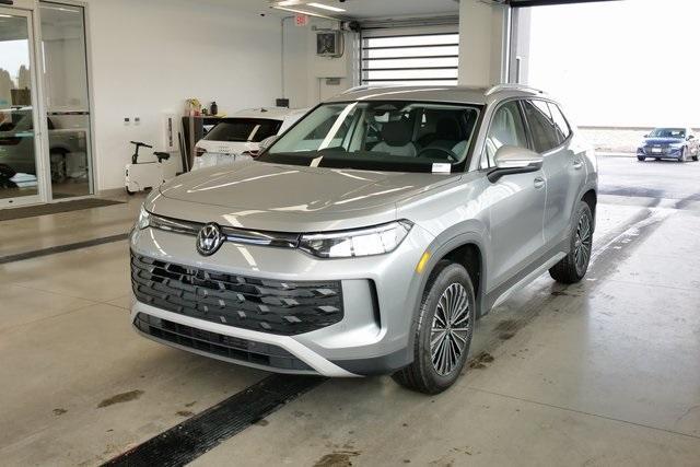 new 2026 Volkswagen Tiguan car, priced at $34,376