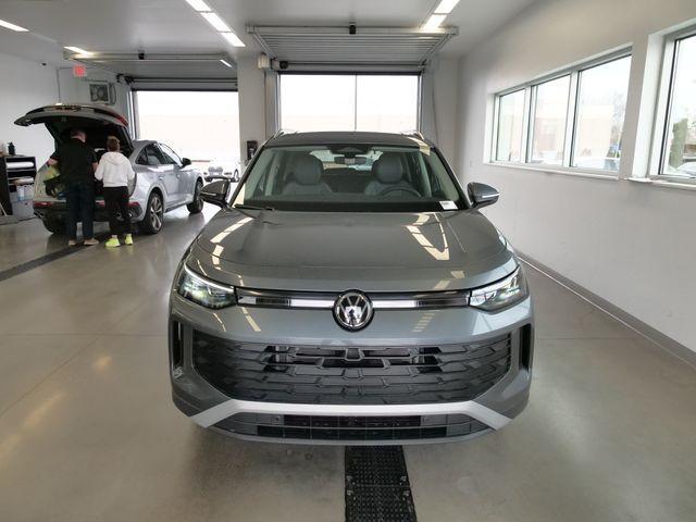 new 2026 Volkswagen Tiguan car, priced at $36,733