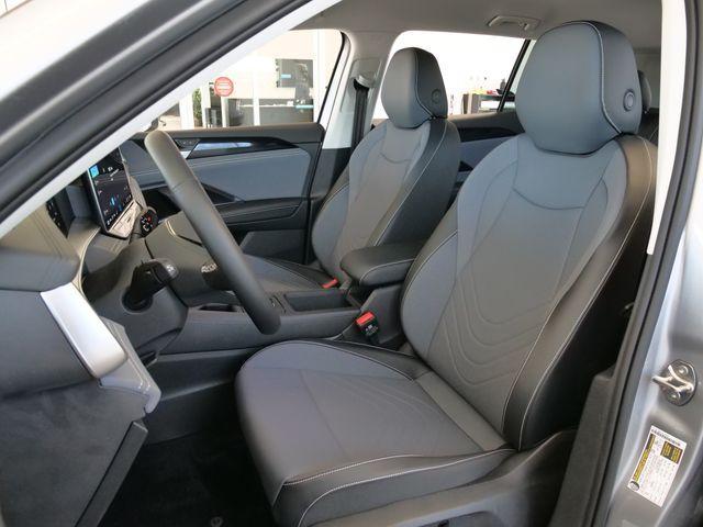 new 2026 Volkswagen Tiguan car, priced at $35,734