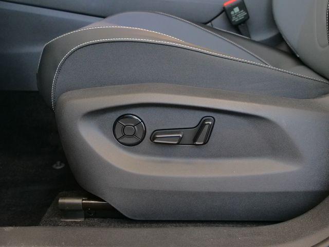 new 2026 Volkswagen Tiguan car, priced at $35,734