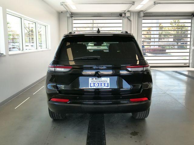 used 2024 Jeep Grand Cherokee car, priced at $32,999