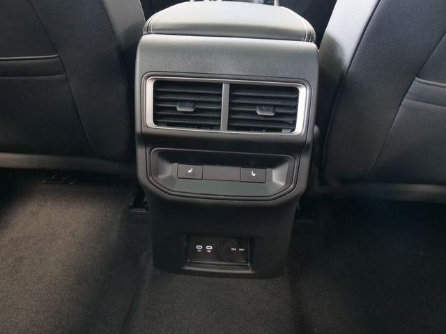 new 2026 Volkswagen Atlas Cross Sport car, priced at $49,423