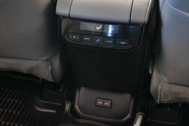 used 2023 Toyota Highlander car, priced at $33,999