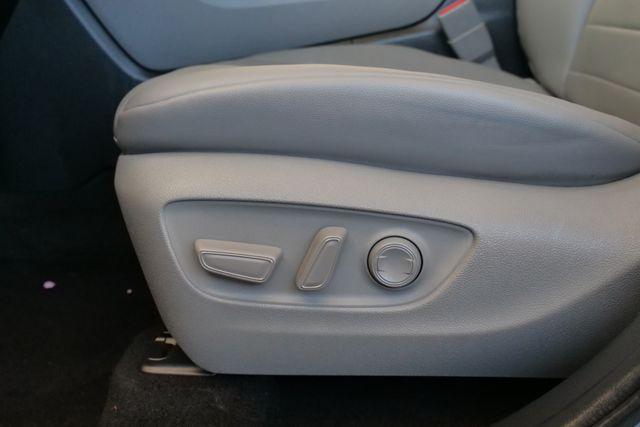 used 2023 Toyota Highlander car, priced at $33,999