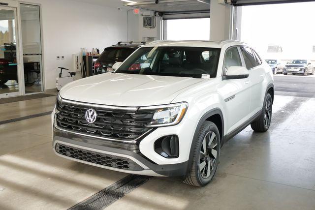 new 2026 Volkswagen Atlas Cross Sport car, priced at $49,972