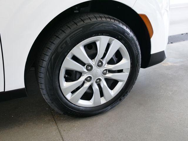 used 2024 Kia Soul car, priced at $17,999