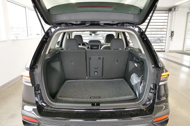 new 2026 Volkswagen Taos car, priced at $29,017