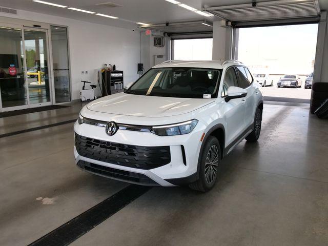 new 2026 Volkswagen Tiguan car, priced at $33,248
