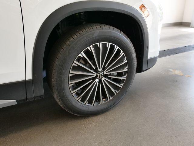 new 2026 Volkswagen Tiguan car, priced at $33,248