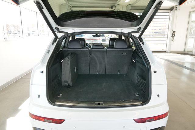 used 2023 Audi Q5 e car, priced at $35,999