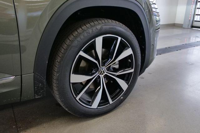 new 2026 Volkswagen Atlas Cross Sport car, priced at $54,084