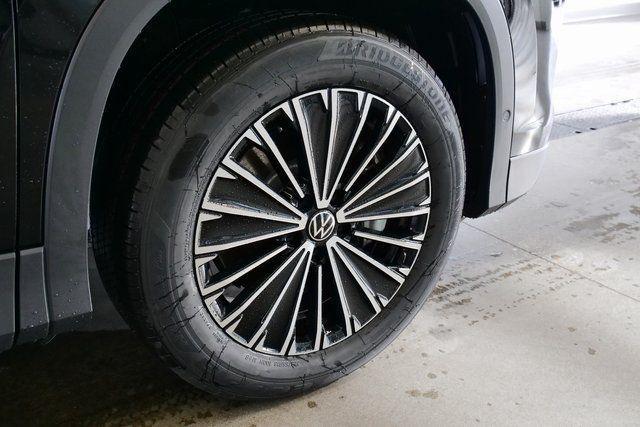 new 2026 Volkswagen Tiguan car, priced at $33,248