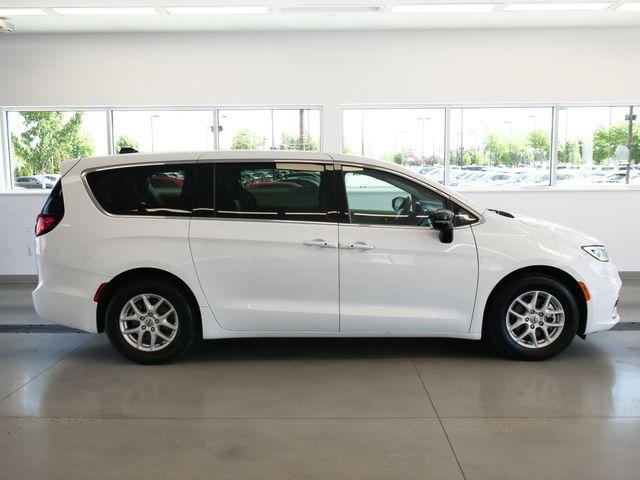 used 2024 Chrysler Pacifica car, priced at $30,999
