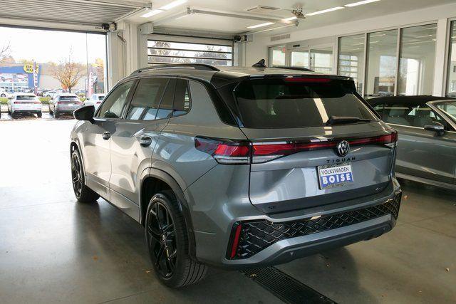 new 2026 Volkswagen Tiguan car, priced at $38,980