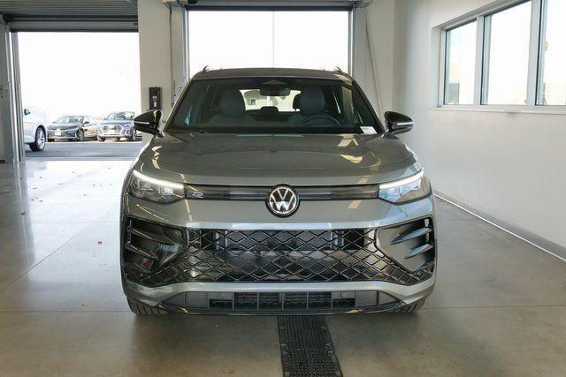 new 2026 Volkswagen Tiguan car, priced at $38,980
