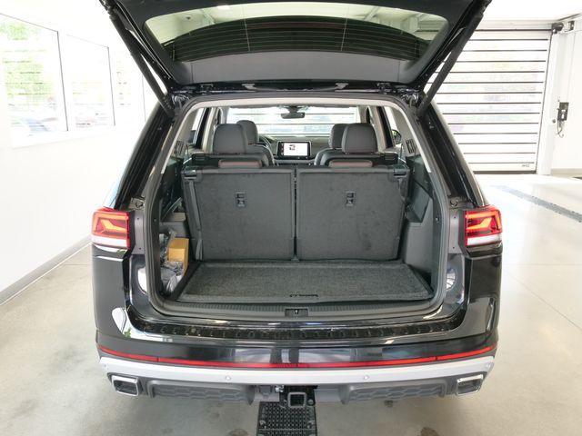 new 2026 Volkswagen Atlas car, priced at $49,608