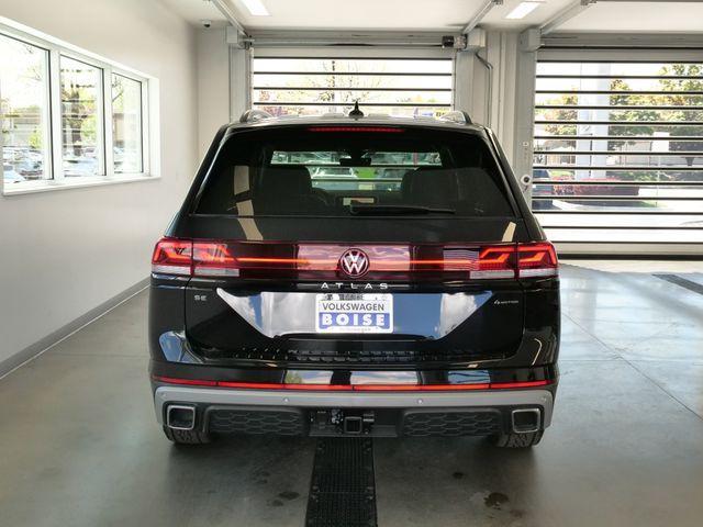 new 2026 Volkswagen Atlas car, priced at $49,608